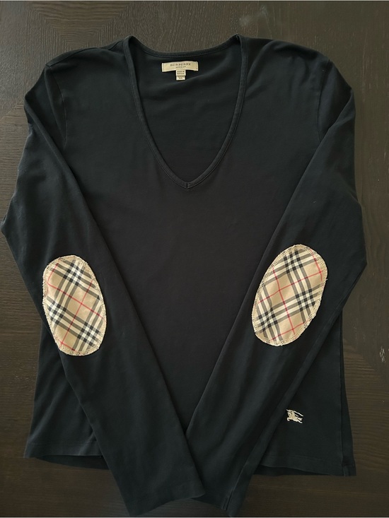 Burberry Tops - BURBERRY V-NECK NOVA CHECK ACCENTS. LONG SLEEVE SHIRT SIZE XL